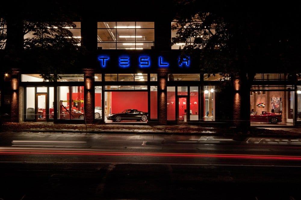 Tesla-Seattle.jpg