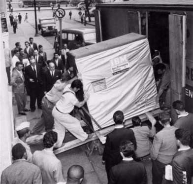 5MB-IBM-Disk-1956.jpg