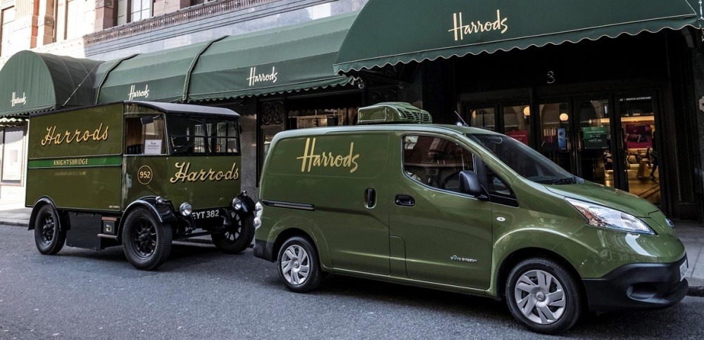 harrods_e-deliveryvans1200x590.jpg
