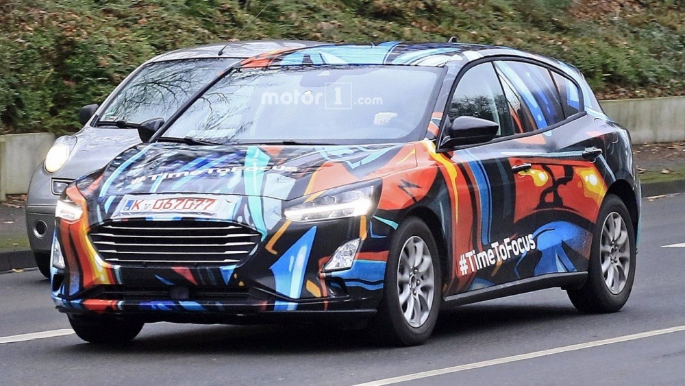 2019-ford-focus-spy-photo.jpg