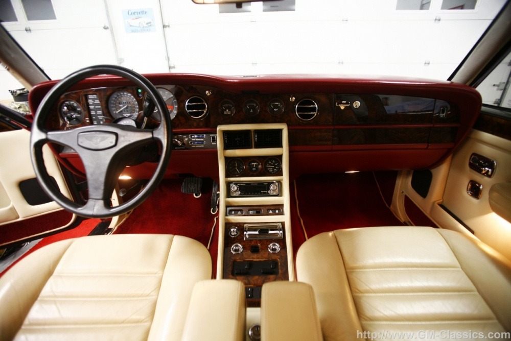 90's Bentley.JPG