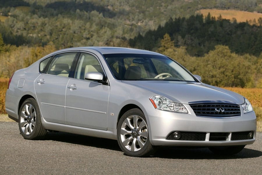 2006 Infiniti M35.jpg