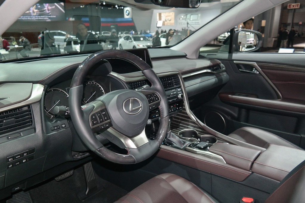 2016 Lexus RX Live Shots