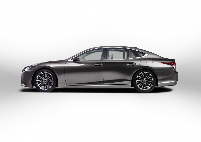 2018 Lexus LS 500 2.jpg