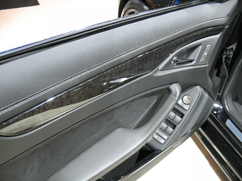 2011 Cadillac CTS-V Black Diamond 064.png