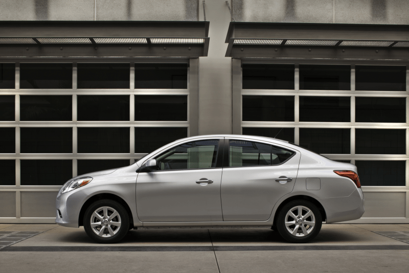 2012 Nissan Versa 5