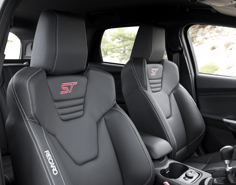 2012 Ford Focus ST Wagon 7