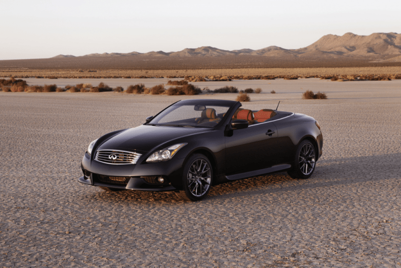 2013 Infiniti IPL G Convertible 15