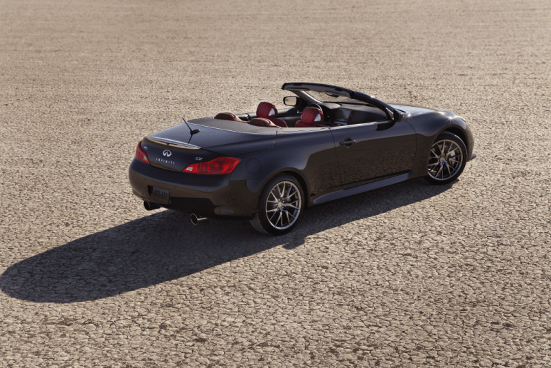 2013 Infiniti IPL G Convertible 14