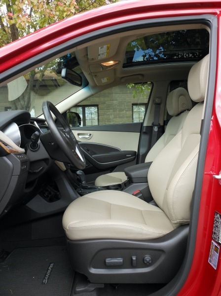 2013 Hyundai Santa Fe Limited AWD 9