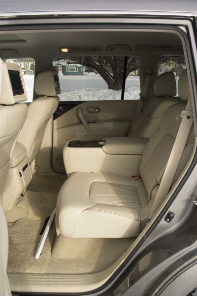 2014 Infiniti QX80 17