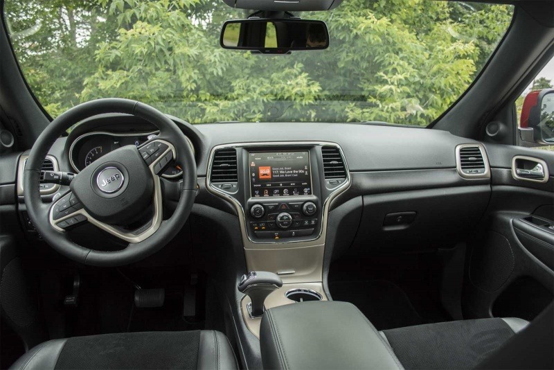 2014 Jeep Grand Cherokee Altitude 10