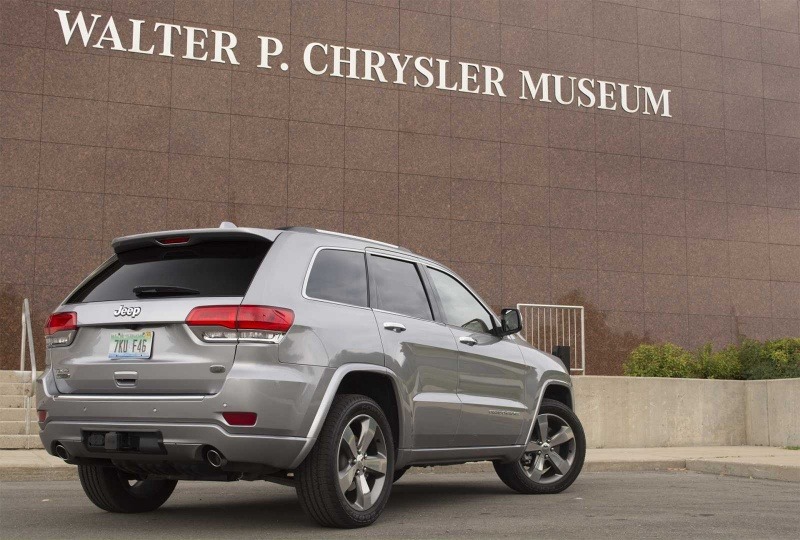 2014 Jeep Grand Cherokee Overland EcoDiesel 9