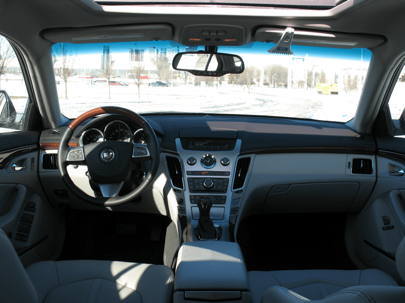 2010 Cadillac CTS Wagon 066.png