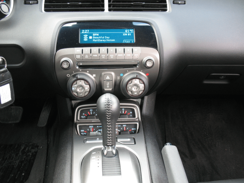 2010 Chevrolet Camaro RS 061.png