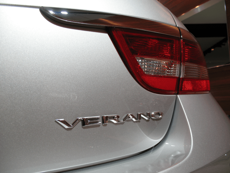 2012 Buick Verano 042.png