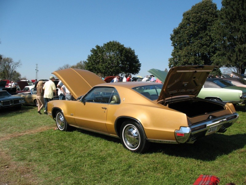 1970 OIdmobile Toronado Coupe