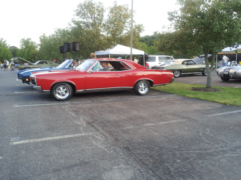 Wexford Pontiac night 2012 082