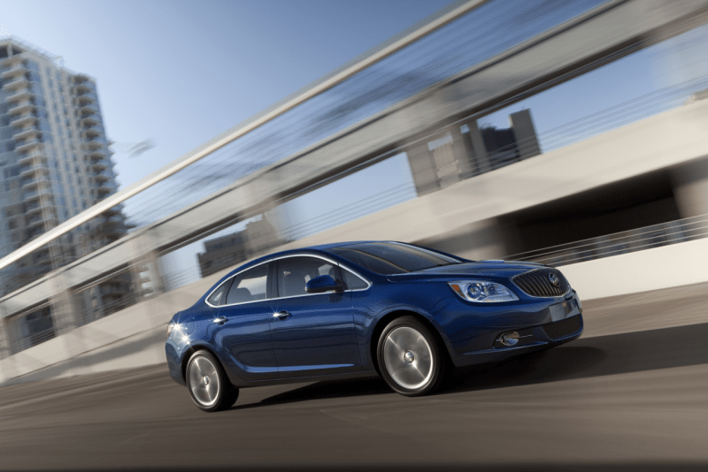 2013 Buick Verano Turbo 015