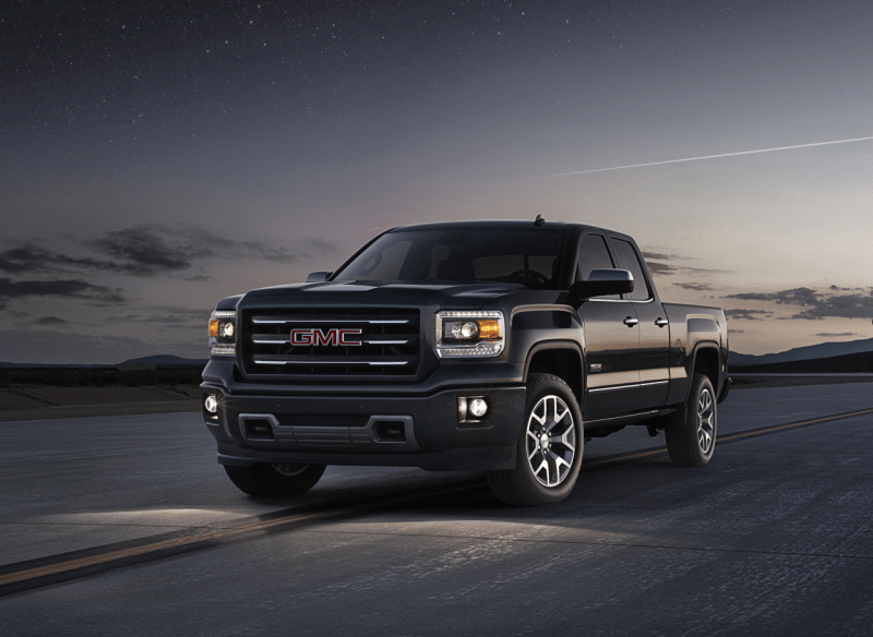 2014 GMC Sierra front threequarter location 014