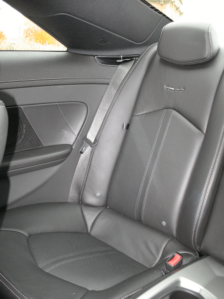 2011 Cadillac CTS Coupe interior rear seat.png