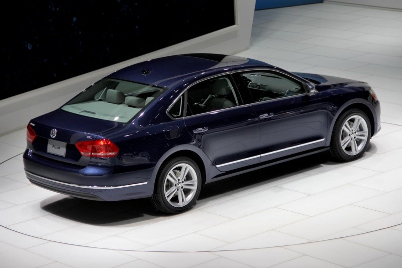 2012 Volkswagen Passat SEL