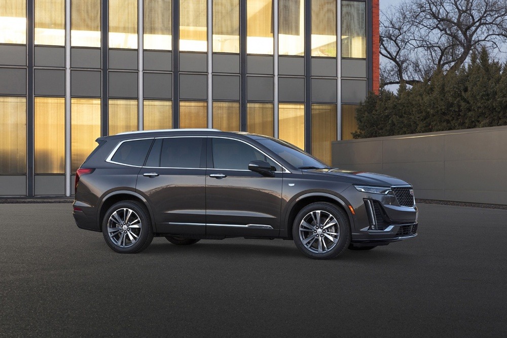 2020-Cadillac-XT6-Luxury-016.jpg