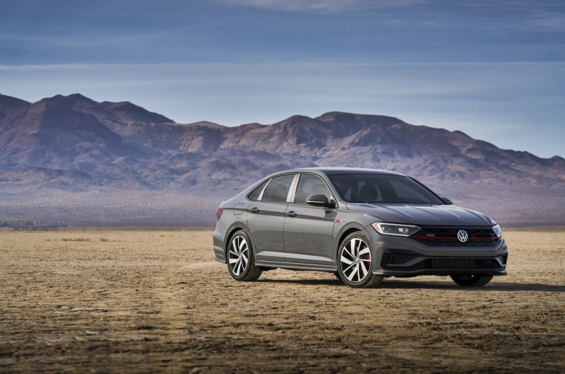 2019 Volkswagen Jetta GLI 021.jpg