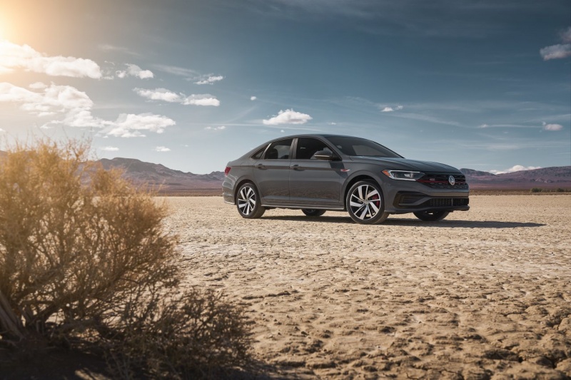 2019 Volkswagen Jetta GLI 018.jpg