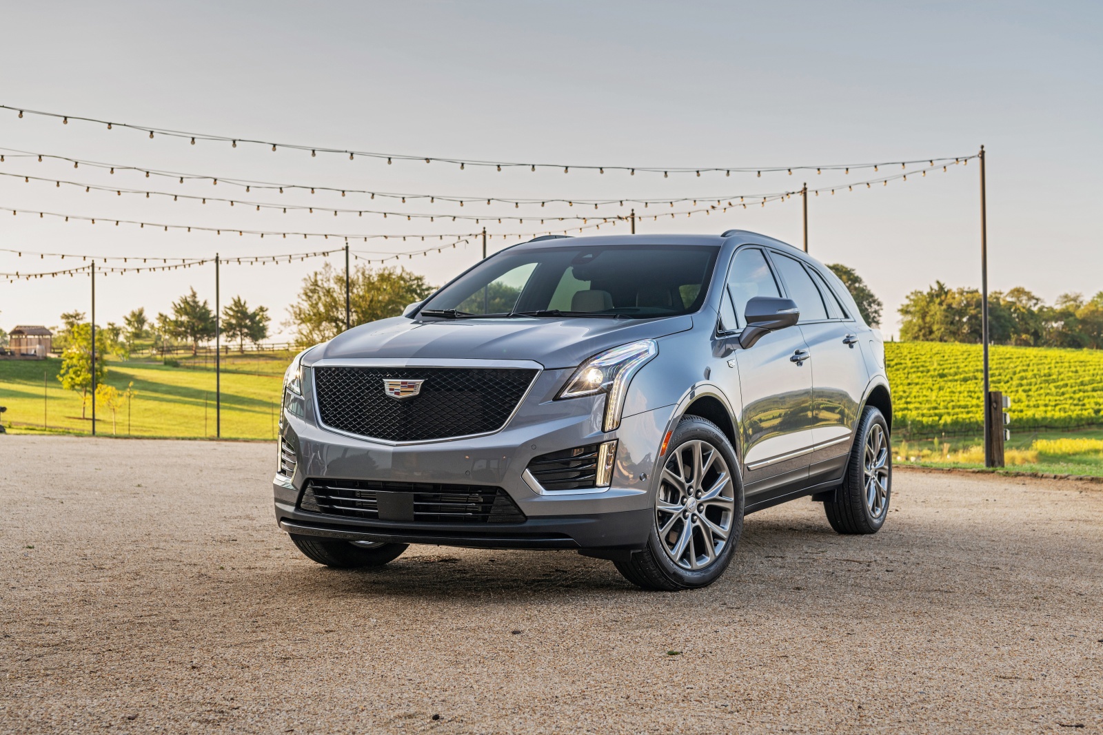 large.2020-Cadillac-XT5-Sport-008.jpg