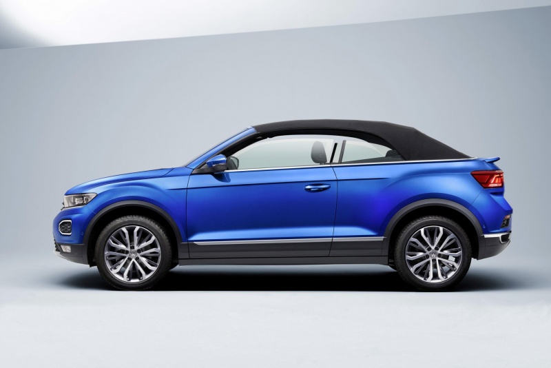 2020 Volkswagen T-Roc Cabriolet 038.jpg