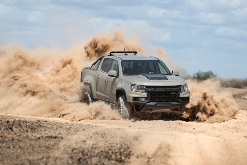 2021-Chevrolet-Colorado-ZR2-003.jpg