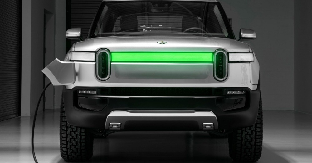 Rivian_r1t_front_charge_indicator.1910x1000.jpg