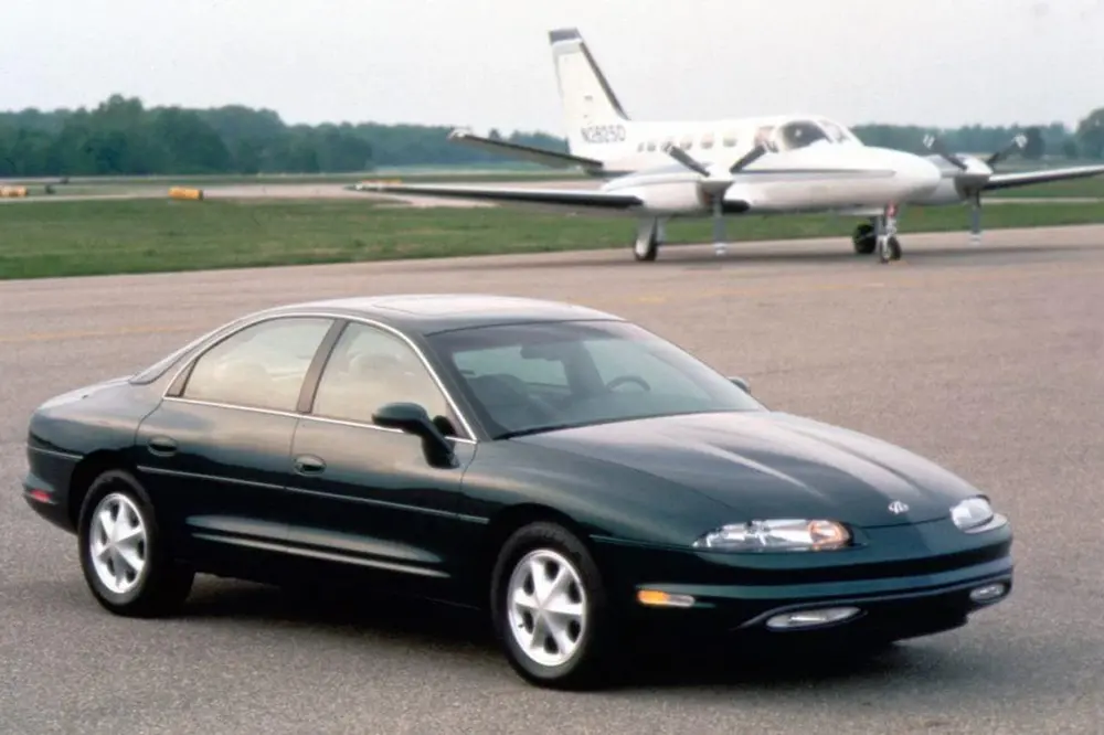 1995-oldsmobile-aurora-photos-courtesy-general-motors-llc.jpg.webp