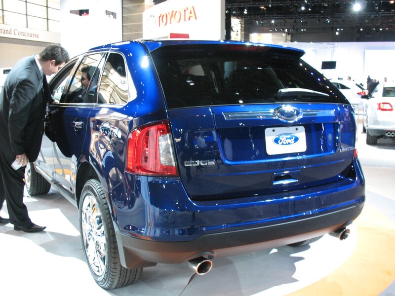 2011 Ford Edge Rear.jpg