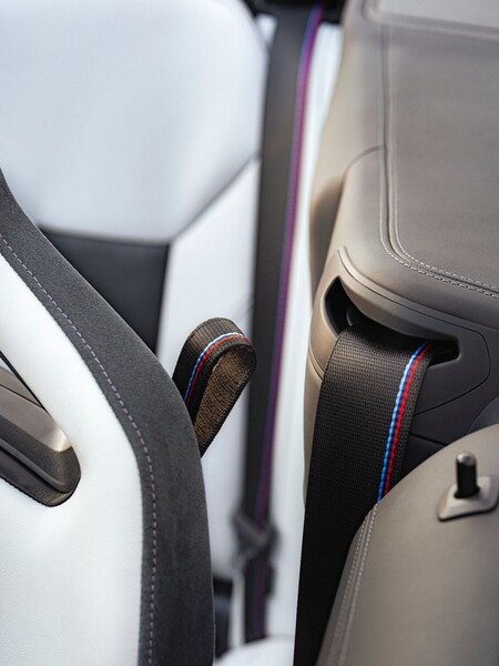 2024 BMW M4 Convertible 022.jpg