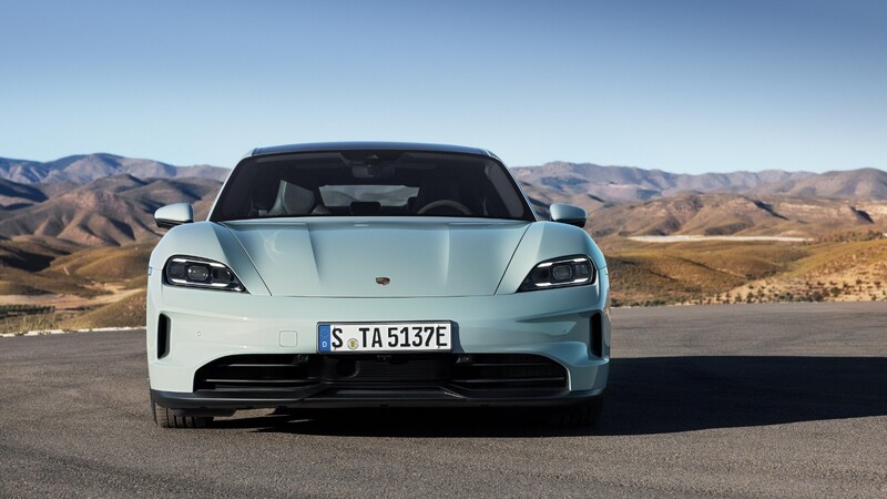 2025 Porsche Taycan 034