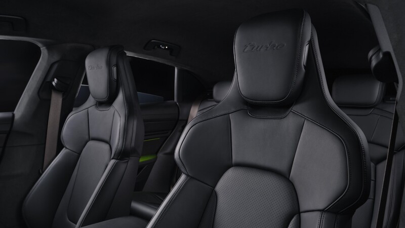 2025 Porsche Taycan 036.jpg